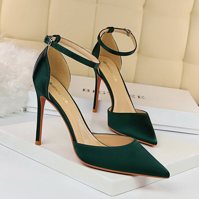 Μυτερό μοντέλο γυναικεία σανδάλια  με τακούνι 10 cm - δύο μοντέλα