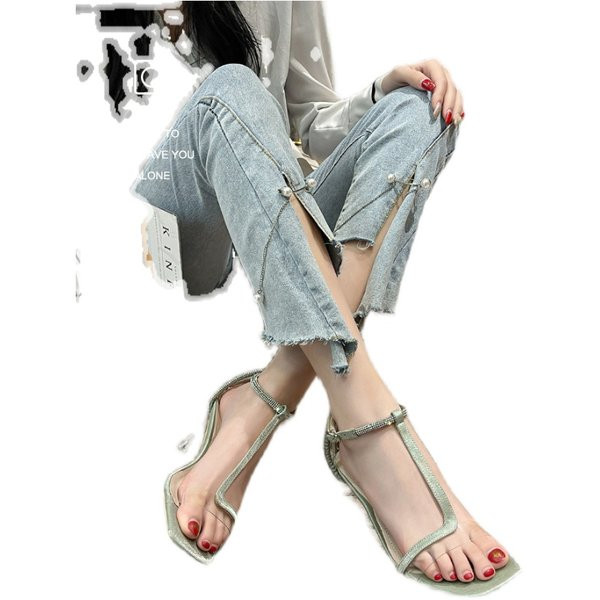 Naiste sandaalid 5 cm kontsaga ja silikoonrihmaga