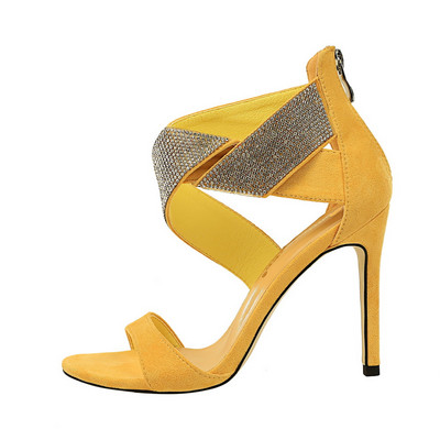 Uus mudel kividega ja lukuga sandaalid