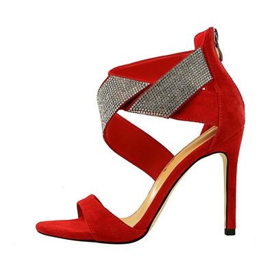 Uus mudel kividega ja lukuga sandaalid