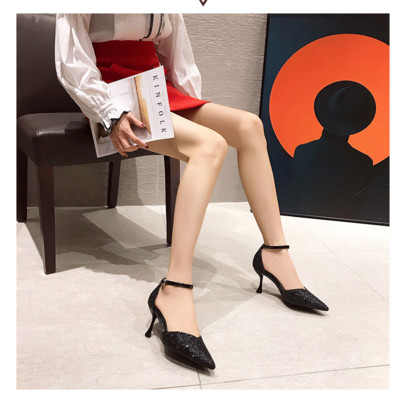 Női szandál hegyes modell sarokkal 7,5 cm