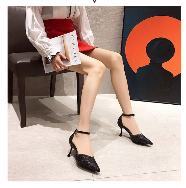 Női szandál hegyes modell sarokkal 7,5 cm