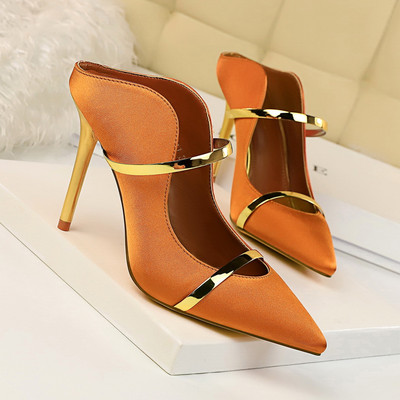 Moodsad naiste sandaalid 10 cm kontsaga - terava otsaga mudel