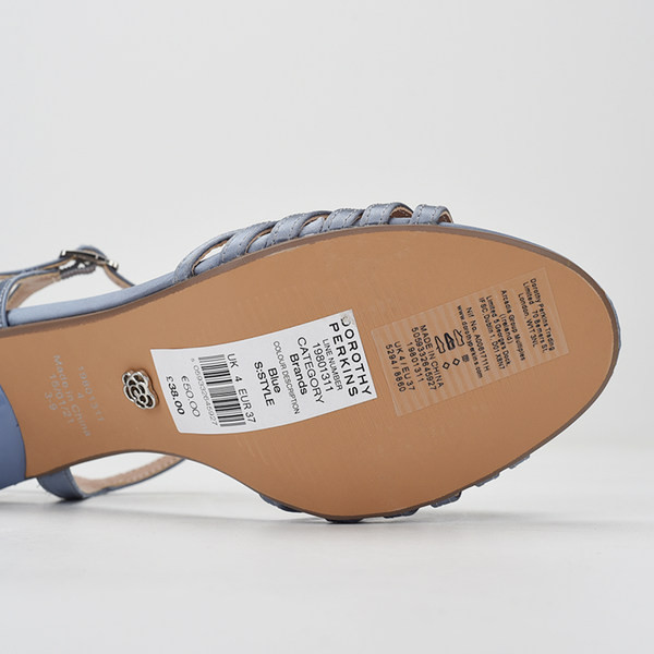 Naiste pärlitega sandaalid 10 cm kontsaga