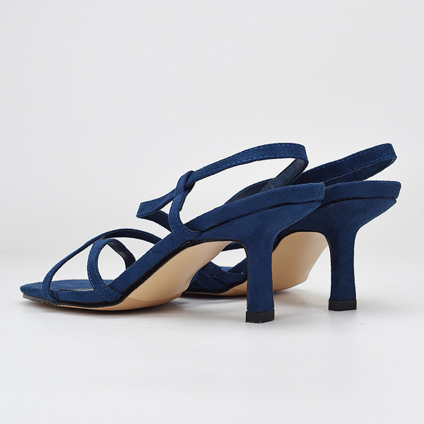 Naiste vabaaja sandaalid ristrihmadega ökoseemisnahast