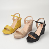 Naiste kaasaegsed sandaalid platvormiga 9,5 cm