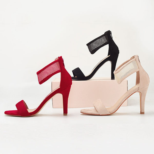 Naiste kunstnahast kontsaga sandaalid