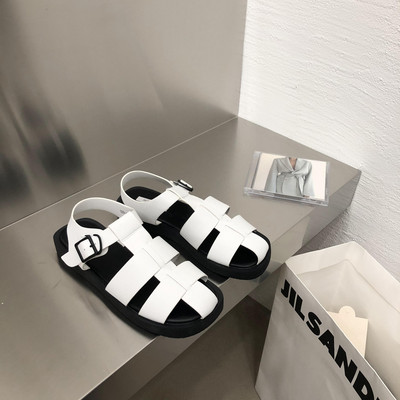 Eco-nahast vabaaja sandaalid - kolmes värvitoonis