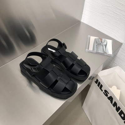 Eco-nahast vabaaja sandaalid - kolmes värvitoonis