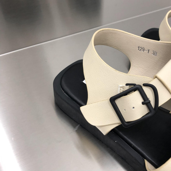 Eco-nahast vabaaja sandaalid - kolmes värvitoonis