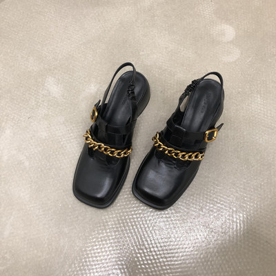 Naiste vabaaja sandaalid kunstnahast ketiga