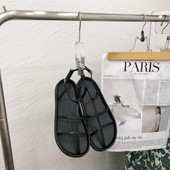 Rihmade ja lameda tallaga vabaaja naiste sandaalid