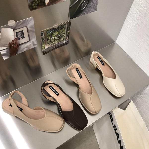 Naiste ümarad kunstnahast sandaalid