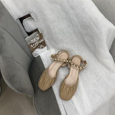 Naiste pärlitega sandaalid - valmistatud ökonahast