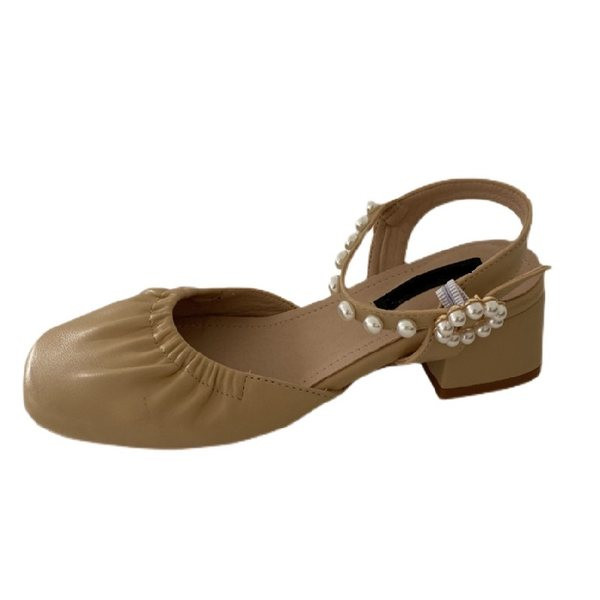 Naiste pärlitega sandaalid - valmistatud ökonahast