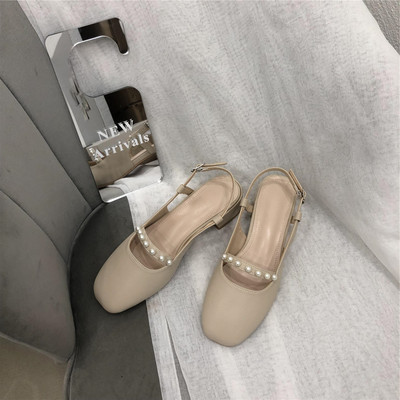 Naiste suletud varvastega sandaalide ümarmudel