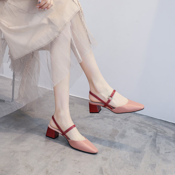 Kahes värvitoonis ökokobast naiste teravatipulised sandaalid