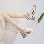 Γυναικεία πέδιλα casual από έκο δέρμα με τετράγωνο τακούνι 5 cm