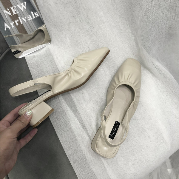 Moodsad kunstnahast kõrge 4 cm kontsaga sandaalid