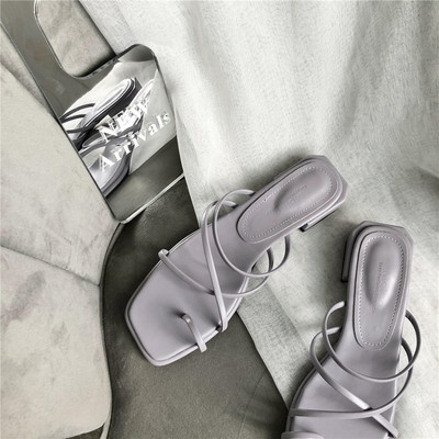 Naiste nahast sandaalid igapäevaseks kasutamiseks