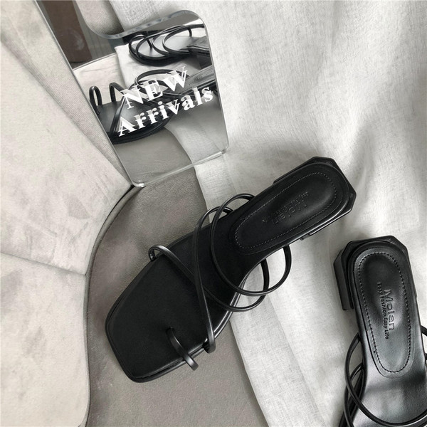 Naiste nahast sandaalid igapäevaseks kasutamiseks