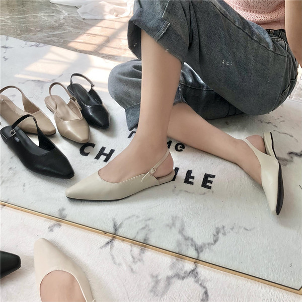 Naiste vabaaja sandaalid suletud varvaste ja lameda tallaga