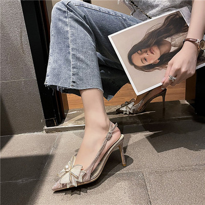 Naiste elegantsed sandaalid kivikestega teravatipuline mudel