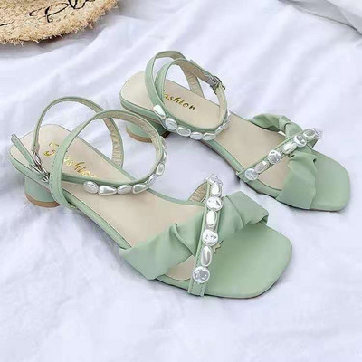 Ristirihmade ja kivikestega vabaaja naiste sandaalid