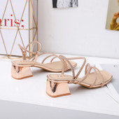 Uus mudel naiste sandaalid kividega ja kandilise 5 cm kontsaga