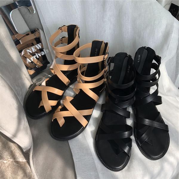 Naiste ökonahast kunstsandaalid