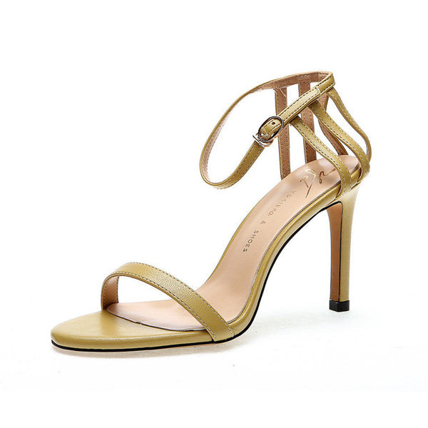 Elegantsed kõrge õhukese kontsaga naiste sandaalid