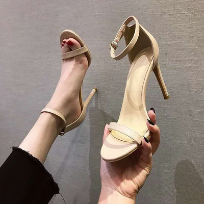 Moodsad naiste sandaalid 5 cm kontsaga