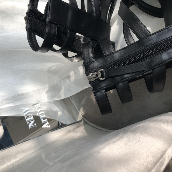 Uus mudel ristrihmadega naiste nahast sandaalid