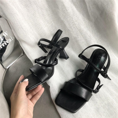 Uus mudel rihmadega ja kontsaga sandaalid 5 cm