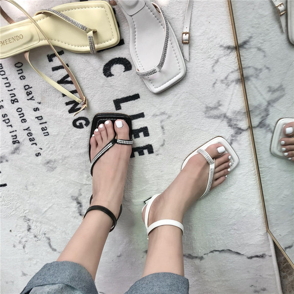 Uus mudel naiste kivide ja ristrihmadega sandaalid