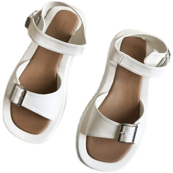 Naiste vabaaja pandlaga kunstnahast sandaalid