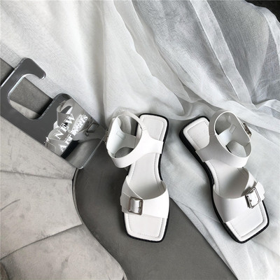 Naiste vabaaja sandaalid ökonahast rihmade ja pandlaga