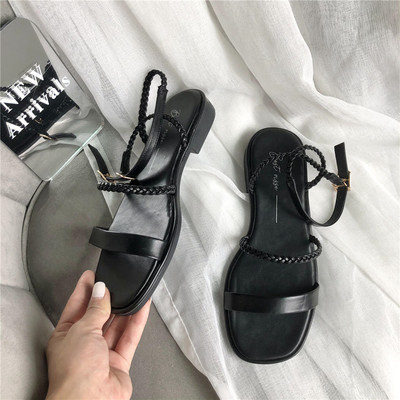 Naiste vabaaja rihmadega sandaalid - kunstnahast