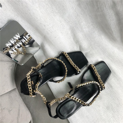 Naiste metallist rihmadega sandaalid