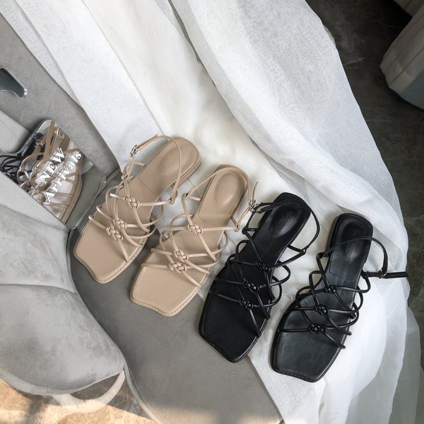 Naiste ristrihmadega sandaalid - kahes värvitoonis