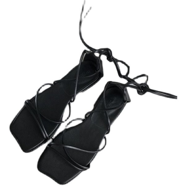 Nahast rihmadega naiste sandaalid - Rooma stiilis