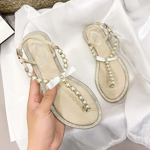 Pärlirihmadega varvastega naiste sandaalid