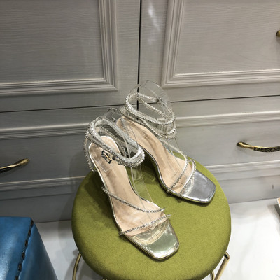 Elegantsed kividega kaunistatud naiste sandaalid