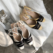 Női zárt szandál bőrpánttal - fehér és sárga