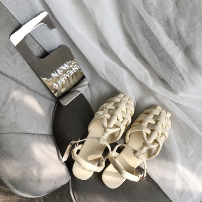 Naiste lameda tallaga nahast sandaalid