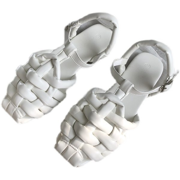 Naiste lameda tallaga nahast sandaalid