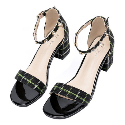 Rihma ja 5 cm paksuse kontsaga ruudulised naiste sandaalid