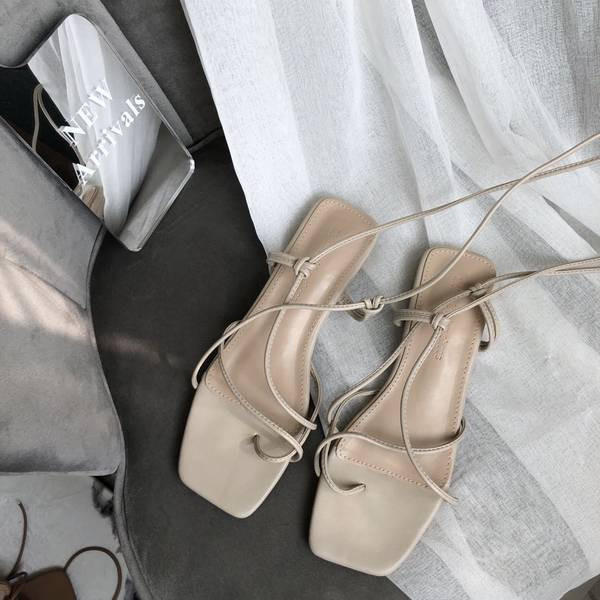 Igapäevased rihmadega kunstnahast sandaalid naistele