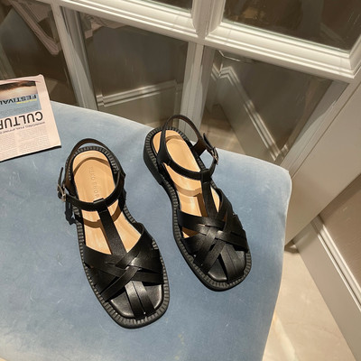 Naiste lameda tallaga nahast sandaalid