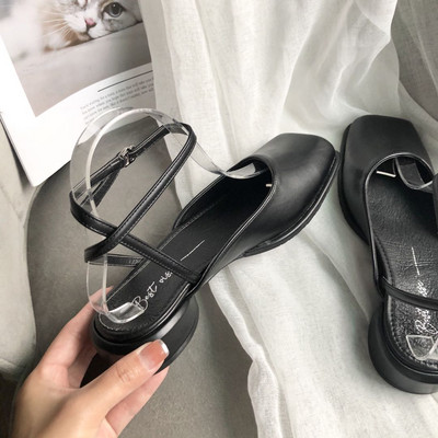 Naiste vabaaja sandaalid suletud varvastega ökonahast